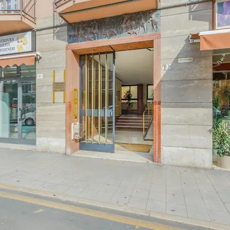 Cozy Loft - Via Emilia Est Centro شقة