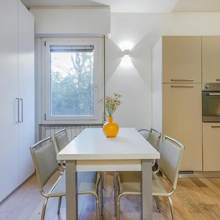 아파트 Cozy Loft - Via Emilia Est Centro