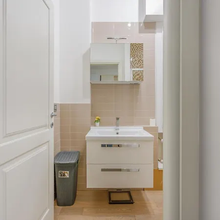 Cozy Loft - Via Emilia Est Centro * 모데나