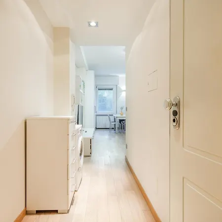 아파트 Cozy Loft - Via Emilia Est Centro