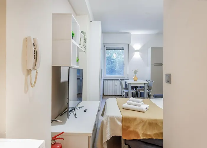 Cozy Loft - Via Emilia Est Centro * モデナ